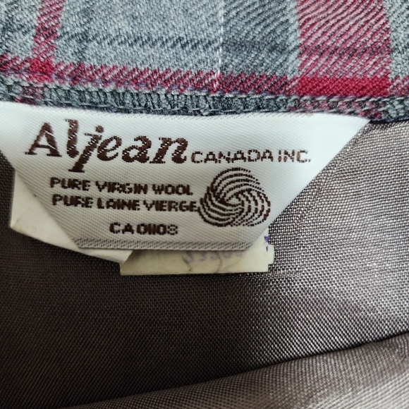 Aljeans canada wool plaid tartan pleated midi skirt color grey and red s… - Picture 5 of 5